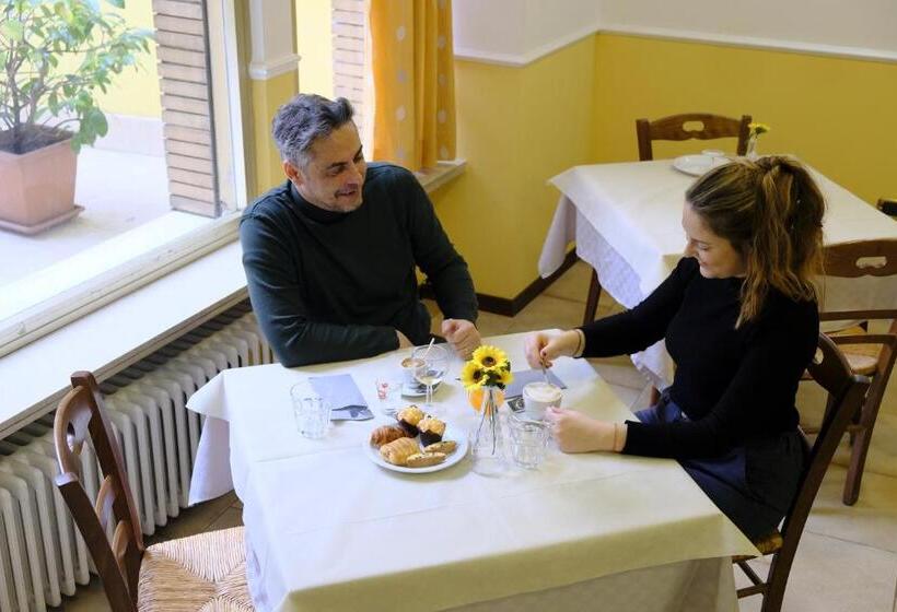 בית מלון כפרי Milano