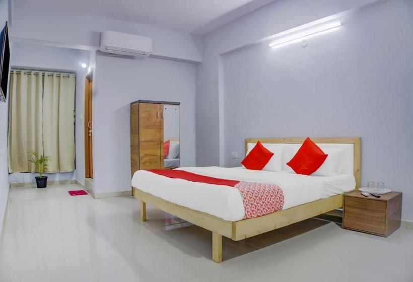 Отель Oyo 75173 Regency