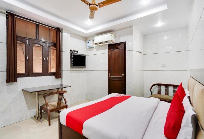 Отель Oyo 75255  Goldy