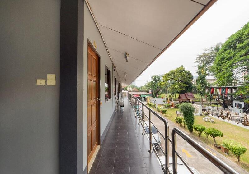 호텔 Oyo 75370 Saowanee Resort And Apartment