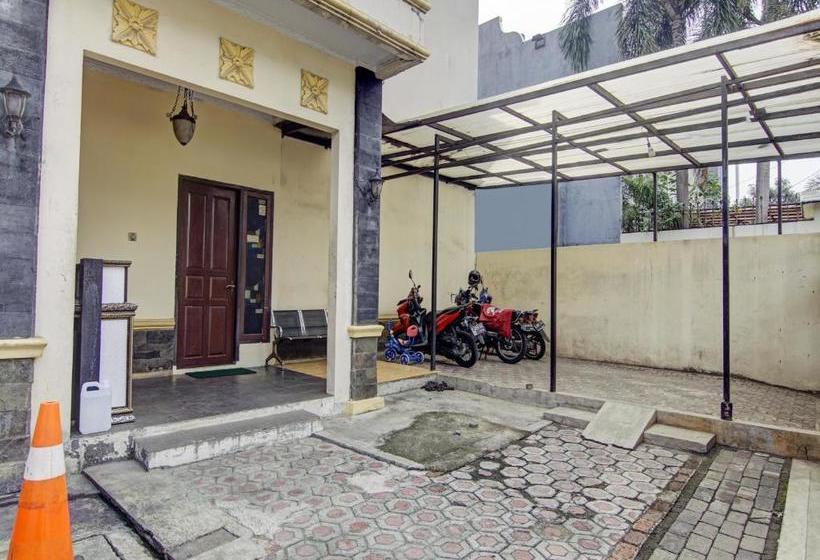 ホテル Oyo 90074 Barkah 46