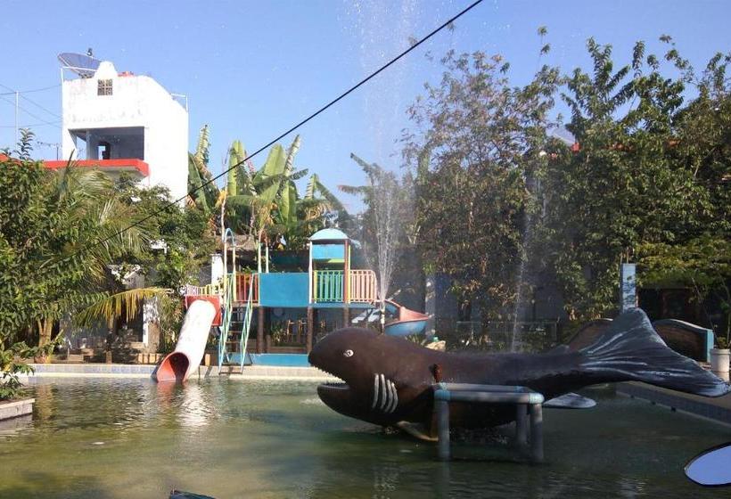 ホテル Oyo 90093 Dw