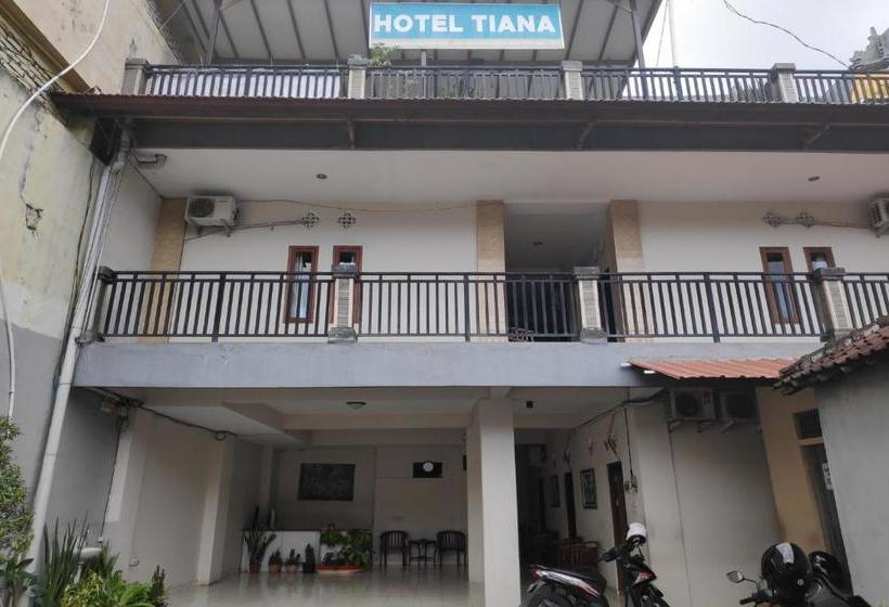 호텔 Oyo 90096 Tiana