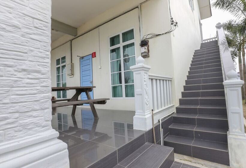 فندق Oyo 90135 Saujana Villa Cherok Paloh