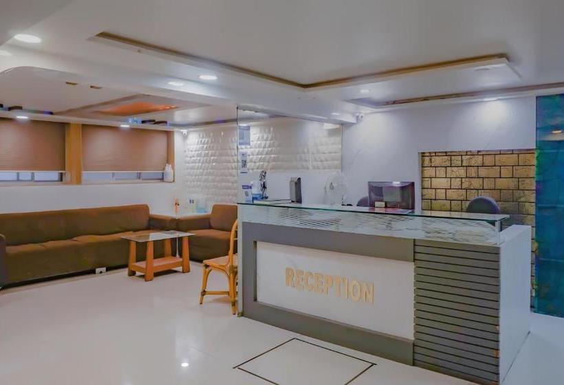 酒店 Oyo Flagship 76258 Mukesh Residency