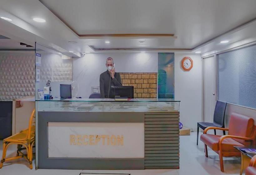 酒店 Oyo Flagship 76258 Mukesh Residency