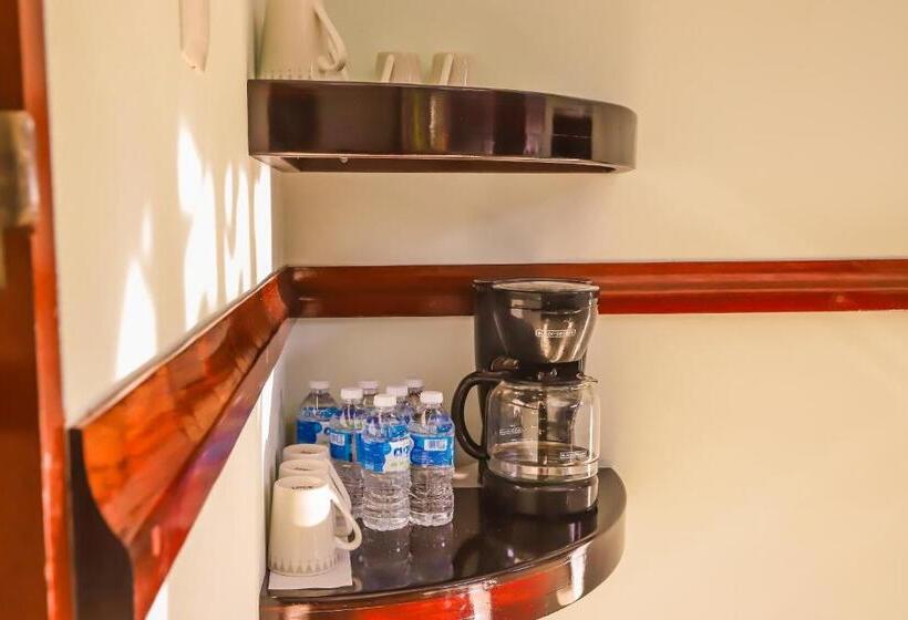 בית מלון כפרי Pejelagarto