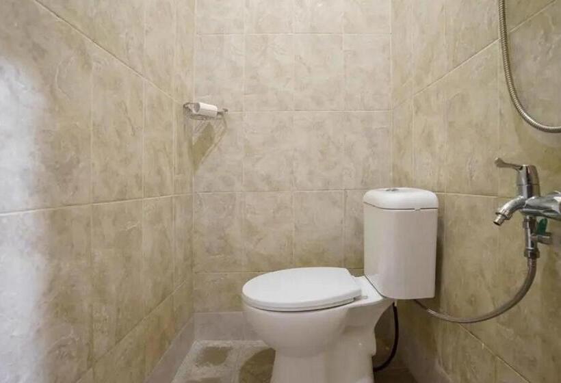 בית מלון כפרי Reddoorz Near Ubl Lampung 2