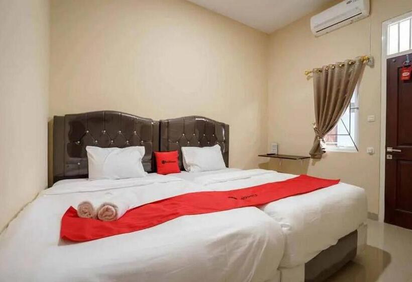 בית מלון כפרי Reddoorz Near Ubl Lampung 2