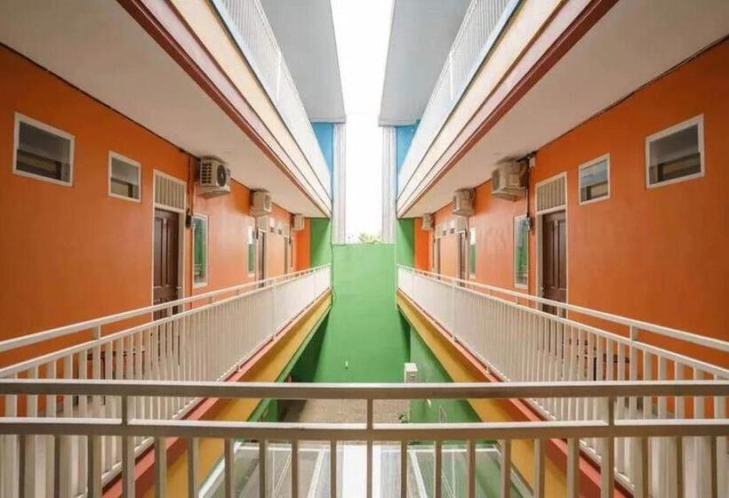 בית מלון כפרי Reddoorz Near Ubl Lampung 2