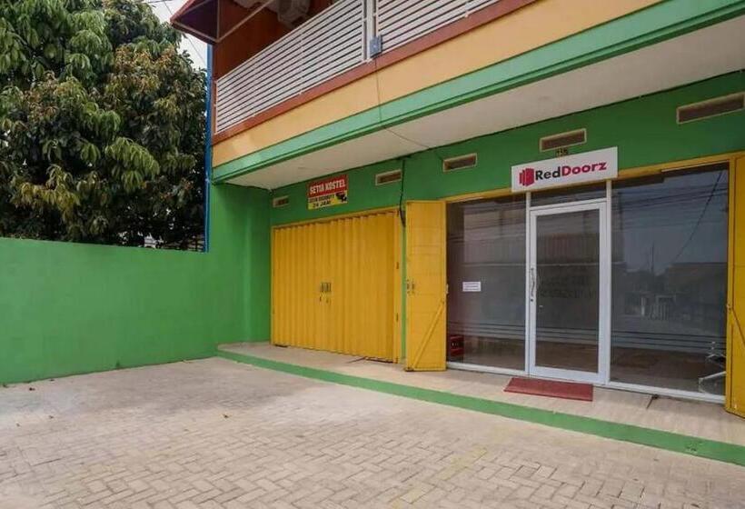בית מלון כפרי Reddoorz Near Ubl Lampung 2
