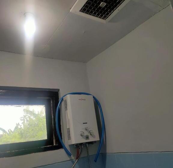 فندق Reddoorz Plus Near Alun Alun Sumenep