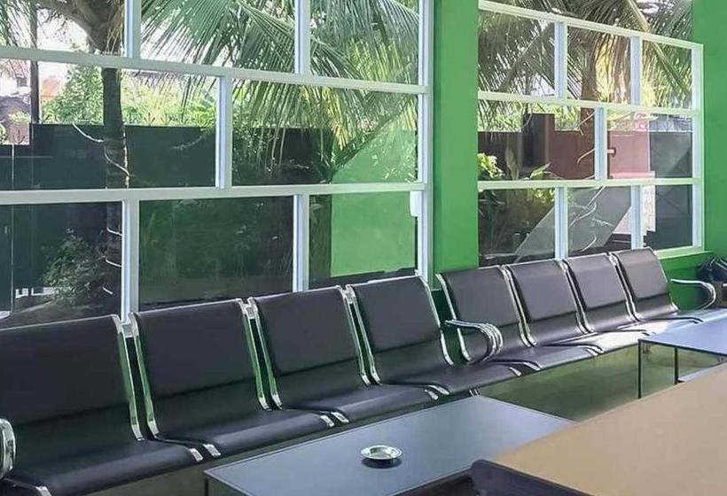 酒店 Koolkost Syariah Near Ubl Lampung