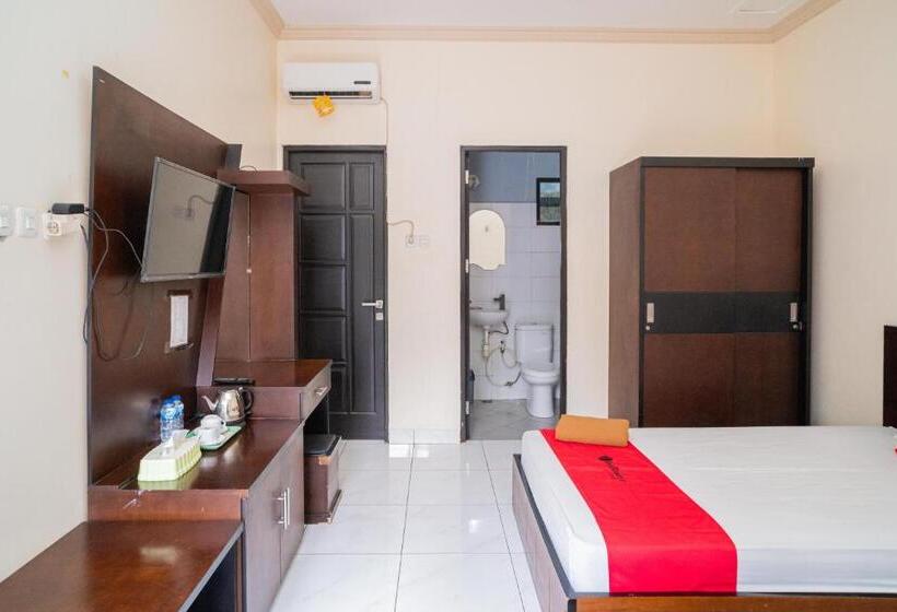 בית מלון כפרי Reddoorz @ Wisma Pangrango