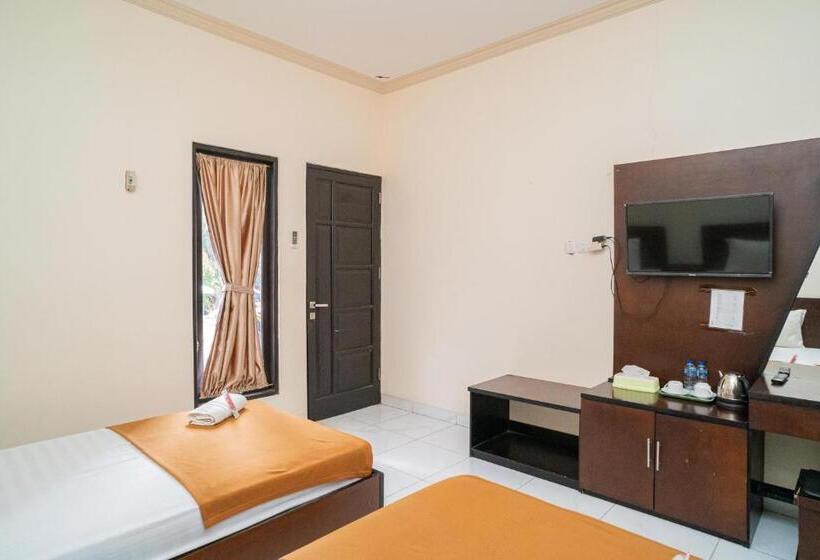فندق Reddoorz @ Wisma Pangrango