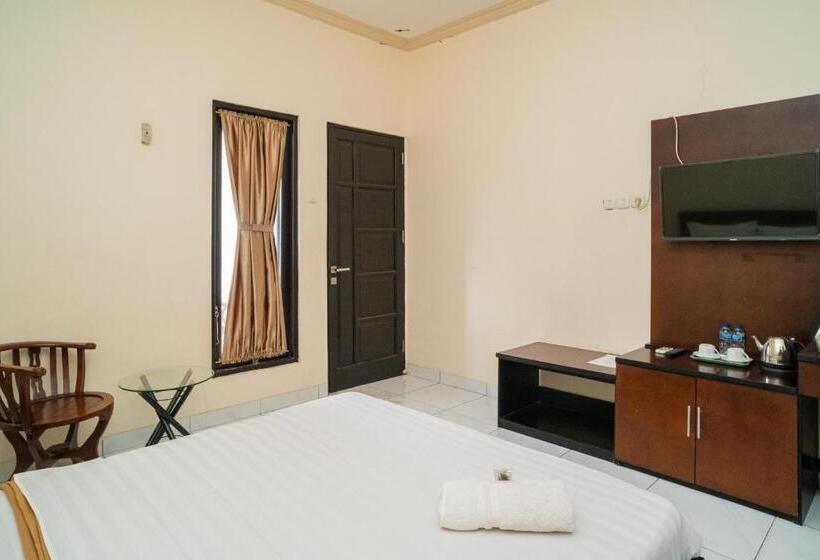 فندق Reddoorz @ Wisma Pangrango