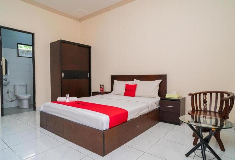 בית מלון כפרי Reddoorz @ Wisma Pangrango