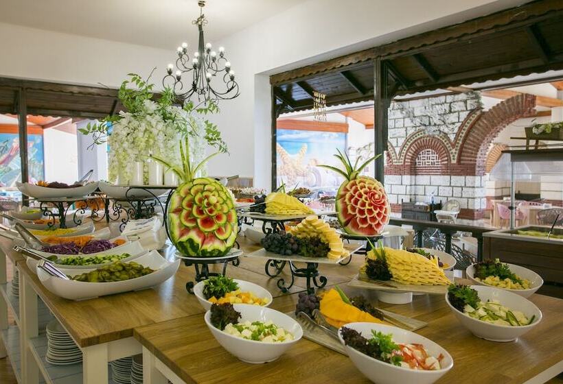 בית מלון כפרי Royal Villas Elenite   All Inclusive