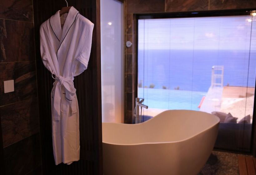 هتل Sea Fun Villa