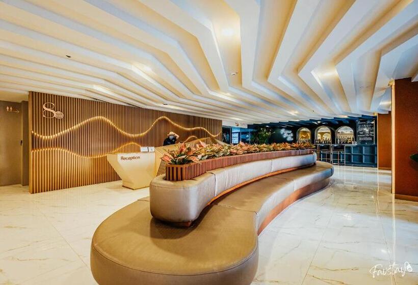 هتل So Boutique Jomtien Beach Pattaya