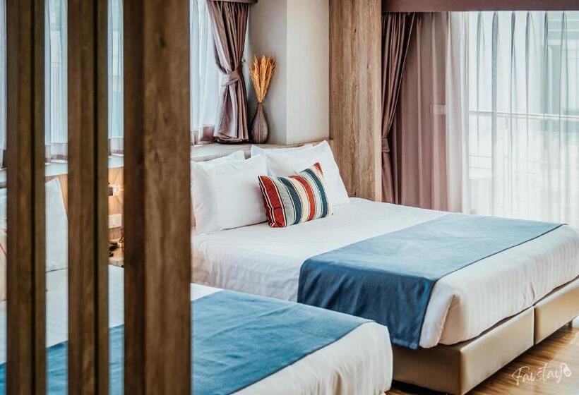 هتل So Boutique Jomtien Beach Pattaya