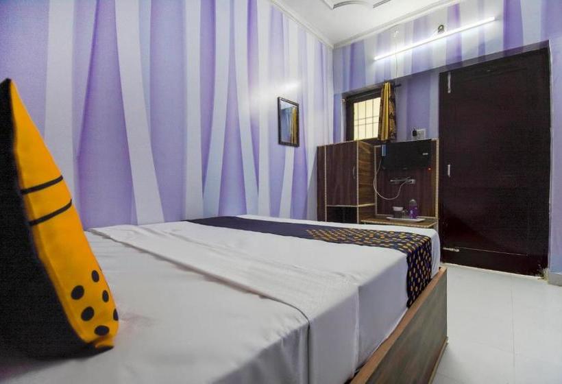 酒店 Spot On 75417  Adesh