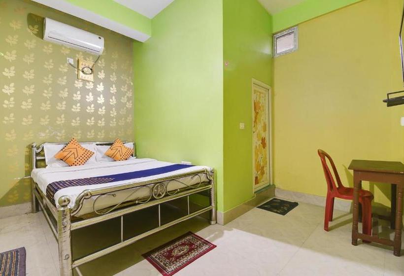 בית מלון כפרי Spot On 76424 Maa Durga Lodge