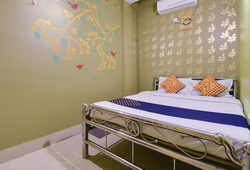 فندق Spot On 76424 Maa Durga Lodge