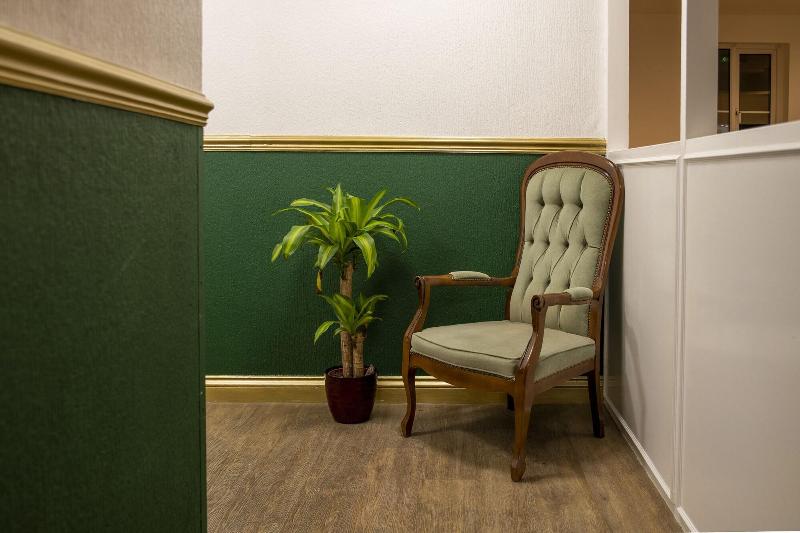 هتل The Maycliffe