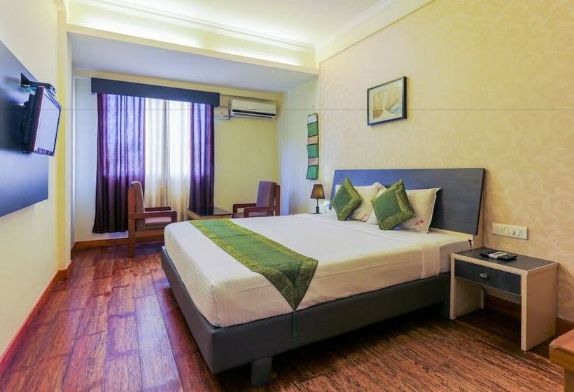 ホテル Treebo Malabar Inn