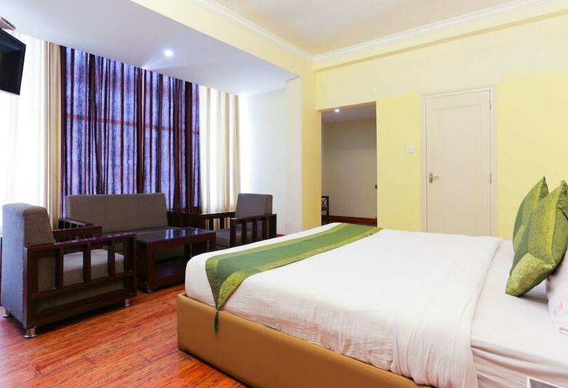 ホテル Treebo Malabar Inn