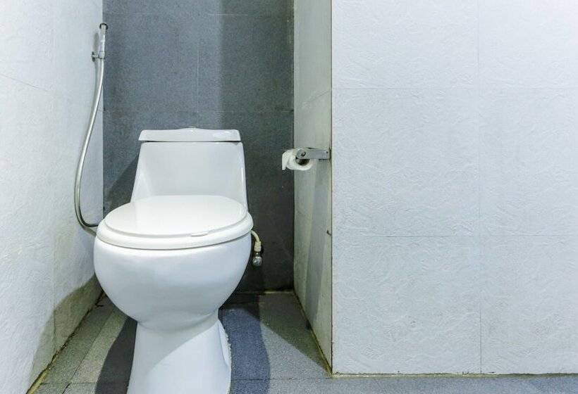 ホテル Treebo Malabar Inn