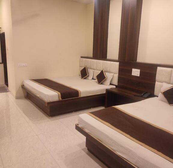 Отель Vijayshree