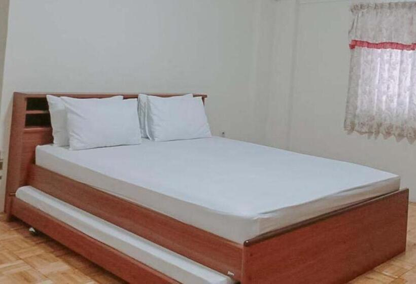 Отель Villa Lotus E06 Syariah Redpartner