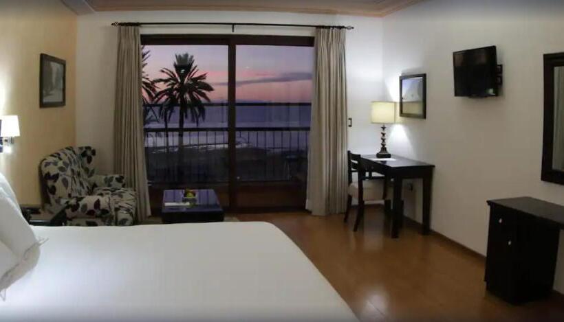 膳宿费 Beach Club Junior Suite