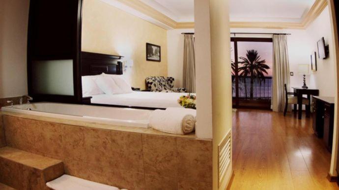 پانسیون Beach Club Junior Suite
