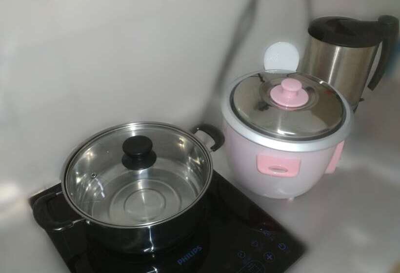 פנסיון H Homestay