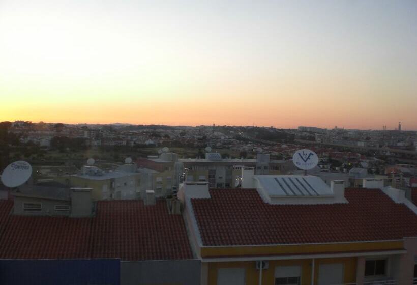 펜션 Homestay Marialva Park