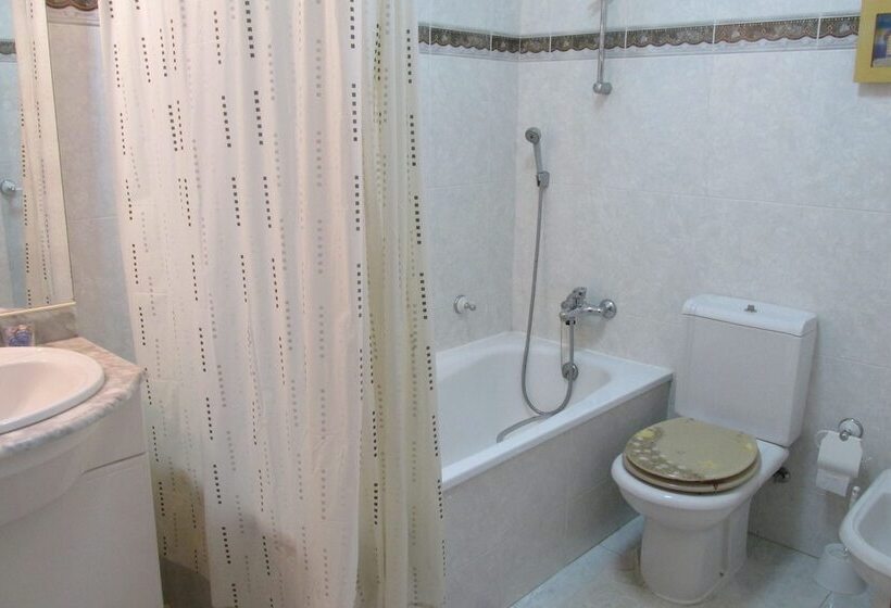 펜션 Homestay Marialva Park