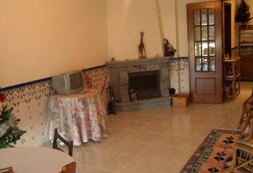 펜션 Homestay Marialva Park