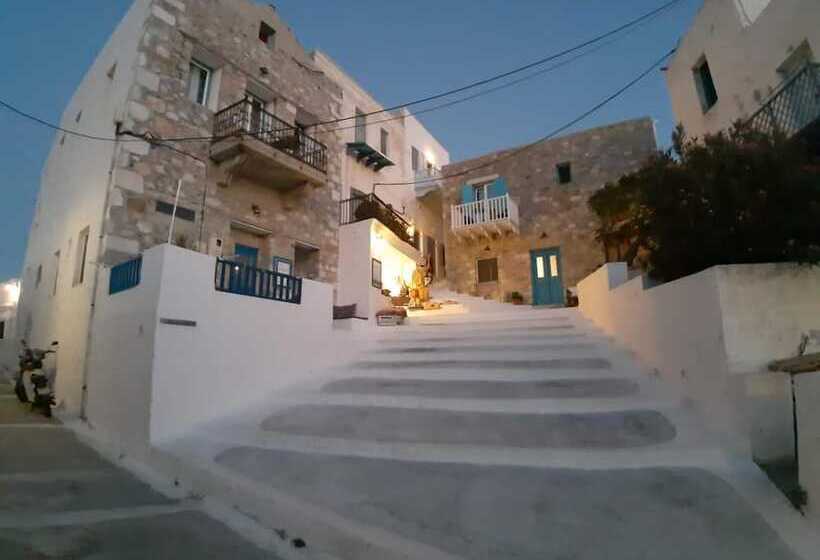 پانسیون Popi Studios