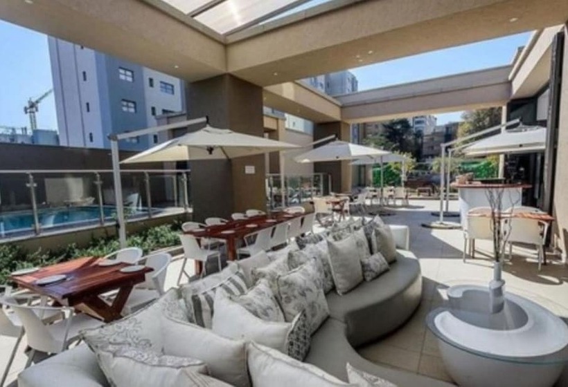Sandton Skye Apartment   616