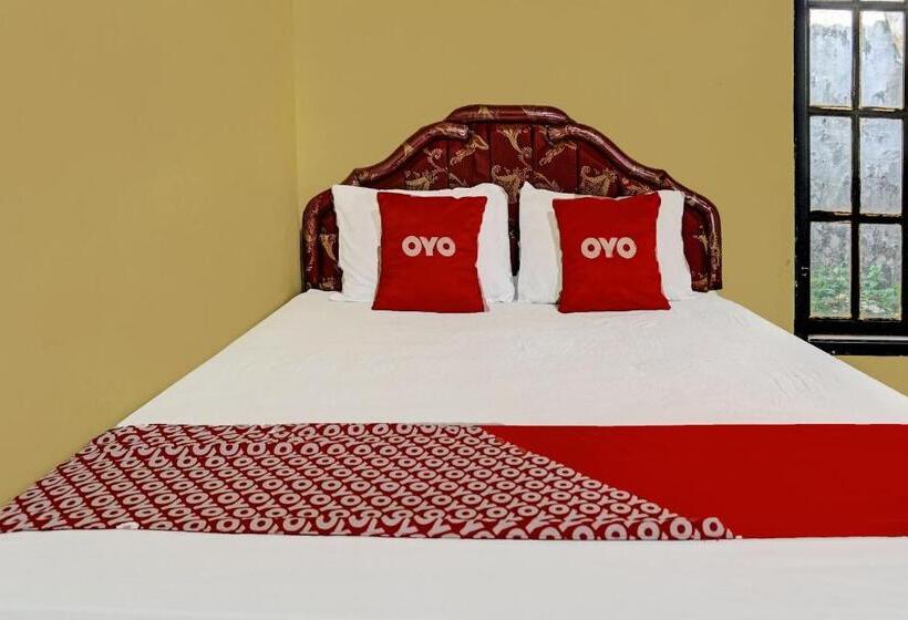 Spot On 91798 Hotel Grand Mutiara