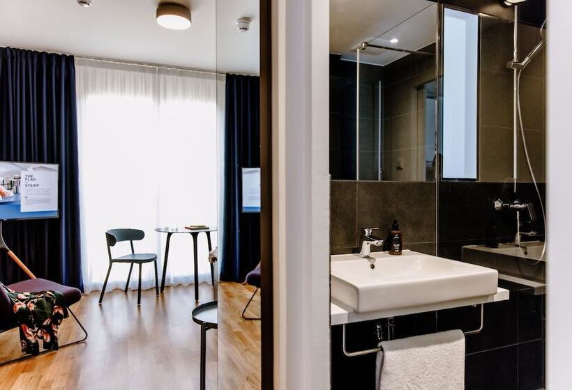 The Flag Meiller Garten