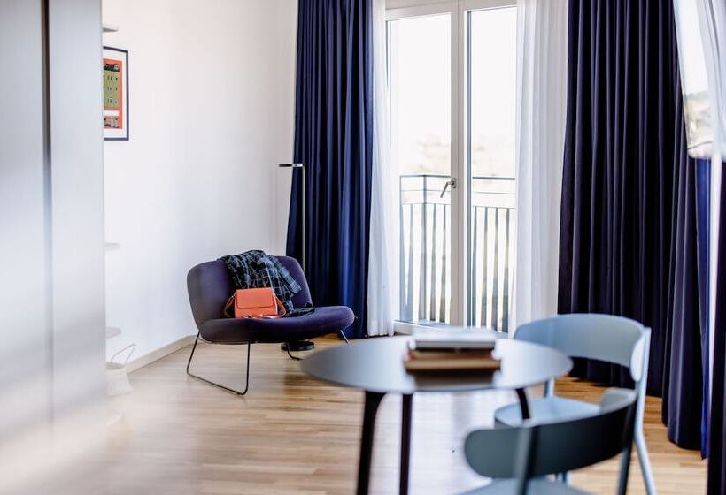 The Flag Meiller Garten