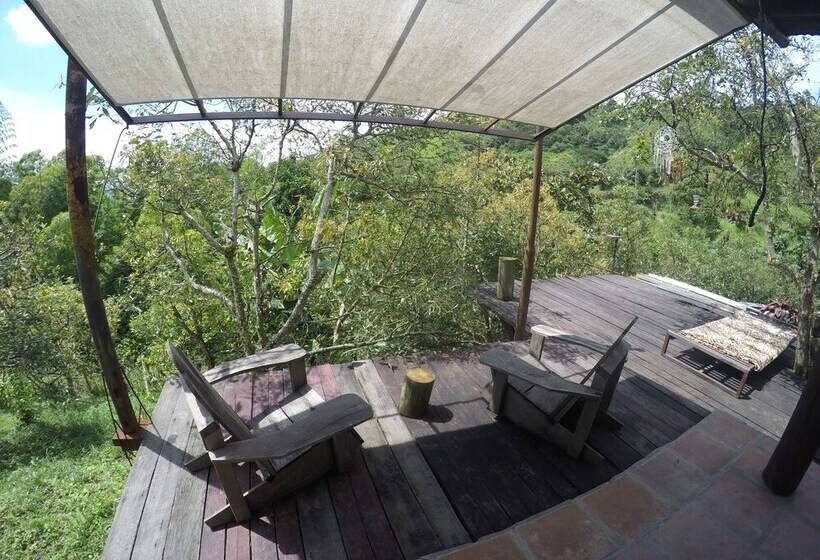 Viga Vieja Cabaña Rustica By Nomad Guru