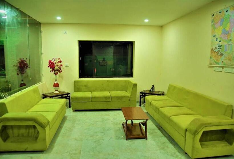 Hoa Resorts   Mountain View With Infinity Pool