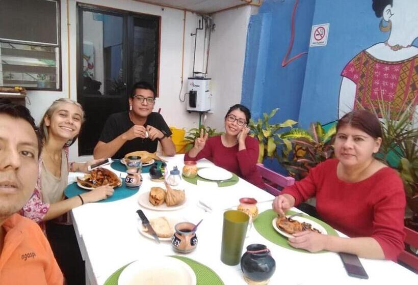 Hostel Frida Bed & Breakfast