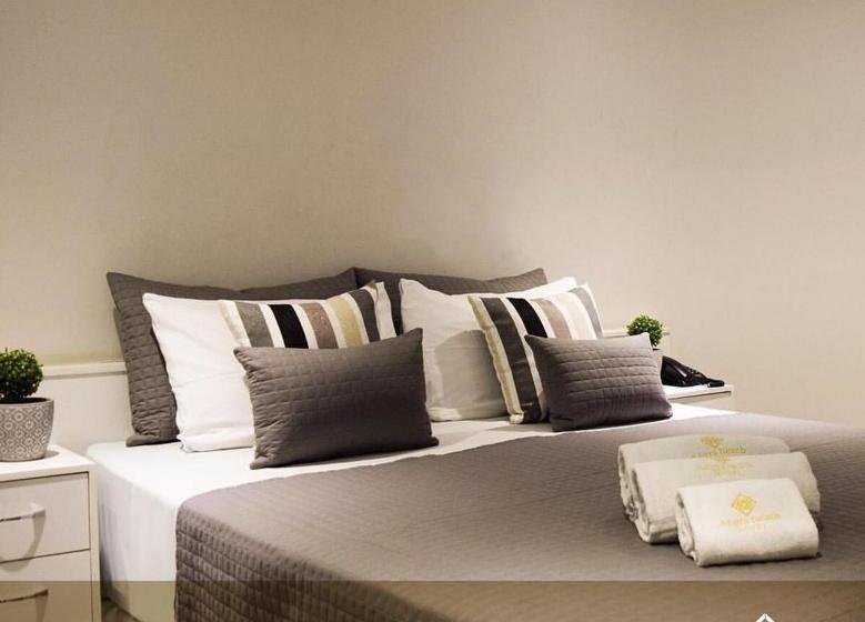 ホテル Angra Beach