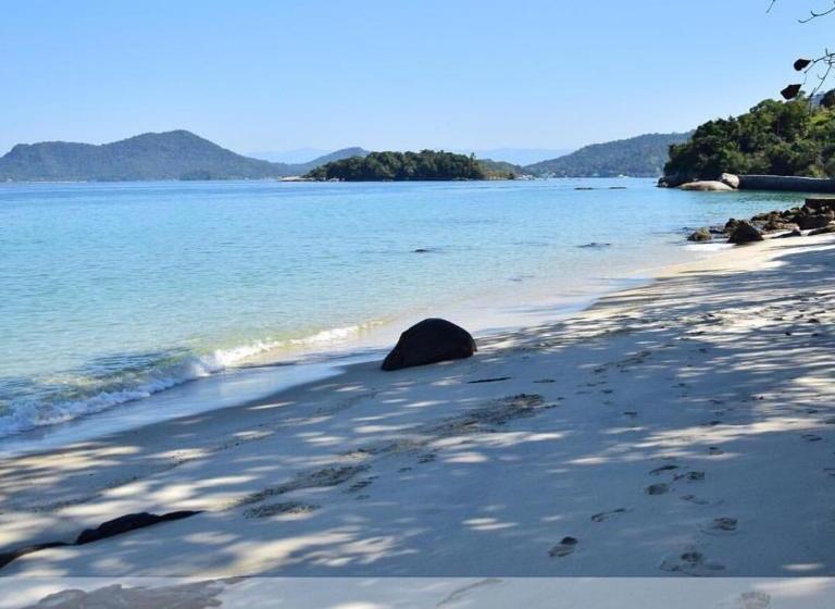 ホテル Angra Beach